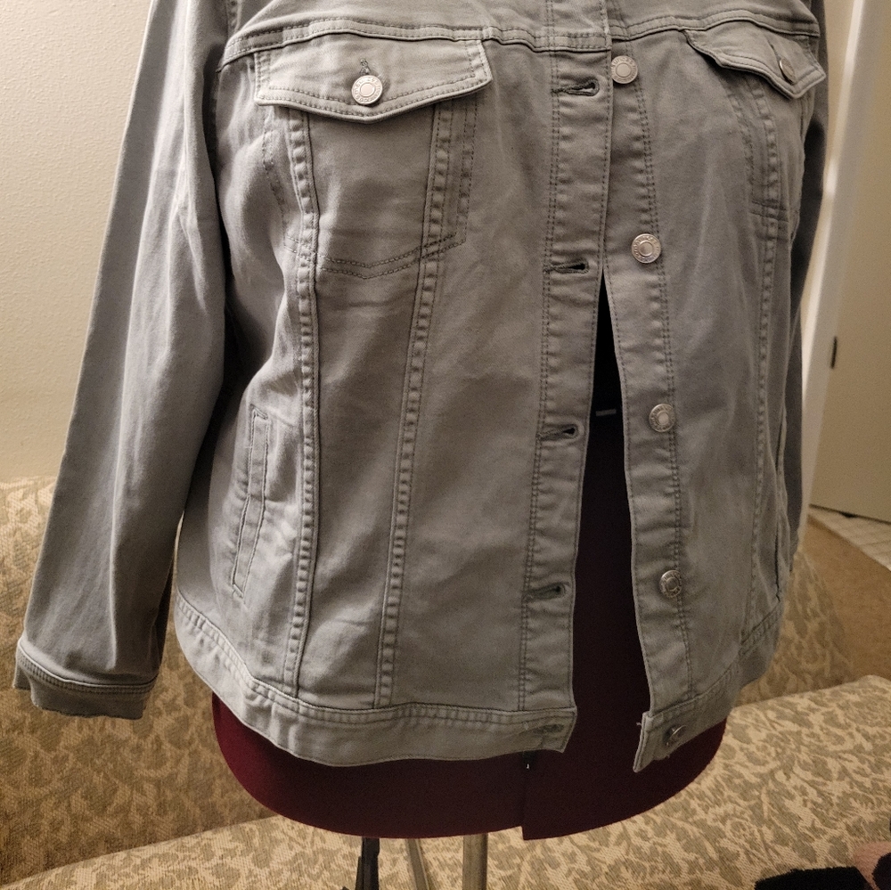 Denim jacket - Picture 2 of 6